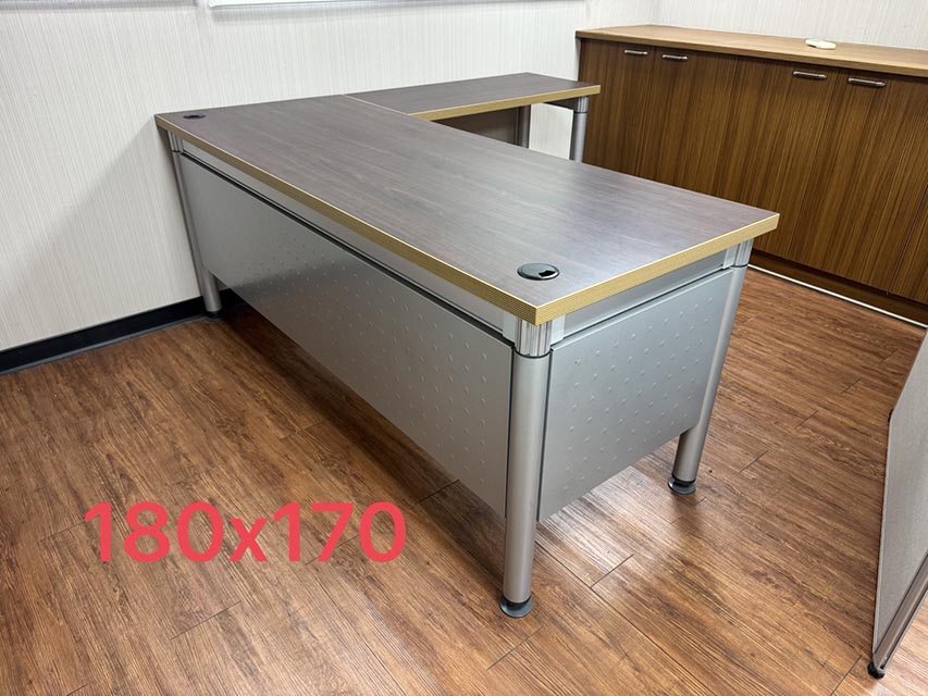 主管辦公桌-09